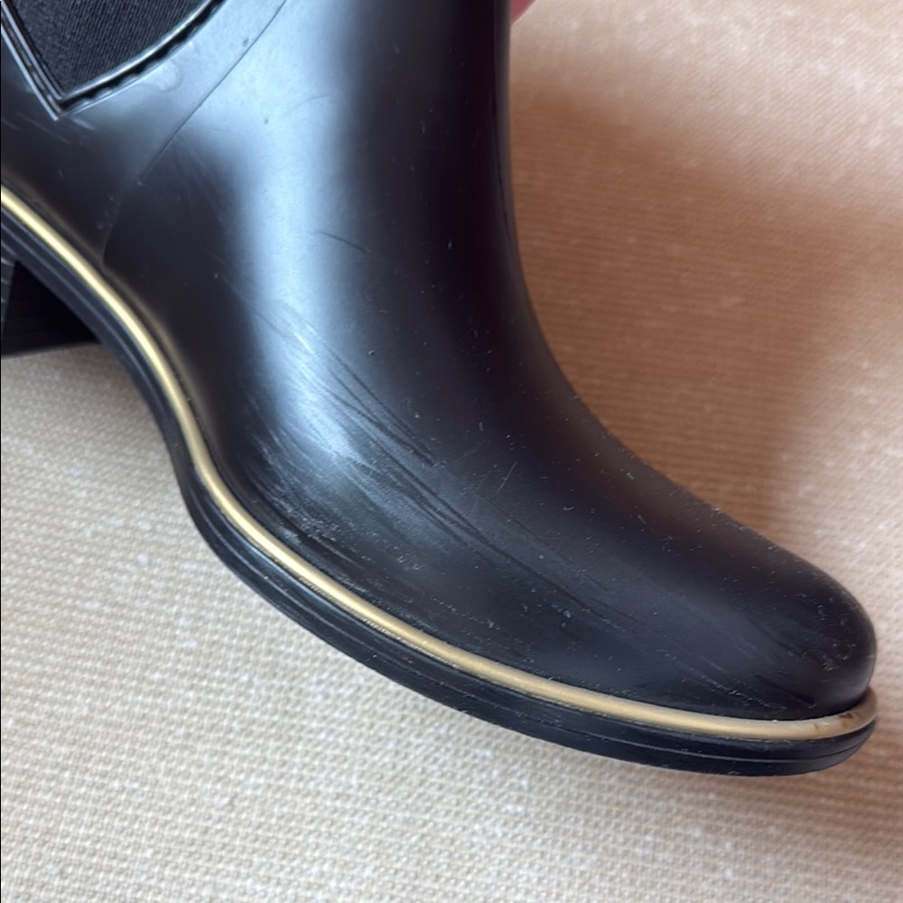 Kate Spade Rain Boots - Picture 6 of 8